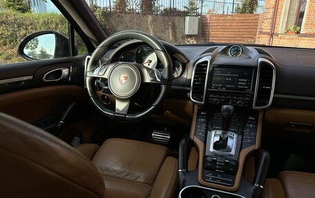 Porsche Cayenne III, 2011 год, 2 390 000 рублей, 17 фотография