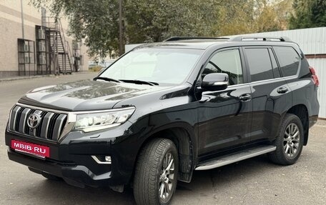 Toyota Land Cruiser Prado 150 рестайлинг 2, 2017 год, 5 500 000 рублей, 3 фотография