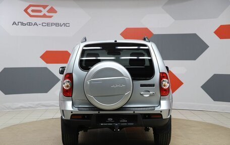 Chevrolet Niva I рестайлинг, 2018 год, 970 000 рублей, 6 фотография