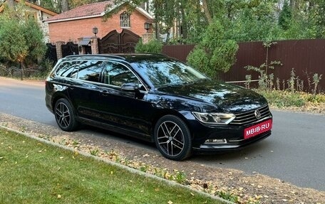 Volkswagen Passat B8 рестайлинг, 2019 год, 1 800 000 рублей, 2 фотография