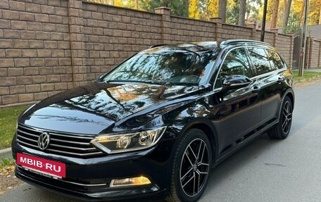 Volkswagen Passat B8 рестайлинг, 2019 год, 1 800 000 рублей, 5 фотография