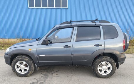 Chevrolet Niva I рестайлинг, 2010 год, 400 000 рублей, 5 фотография