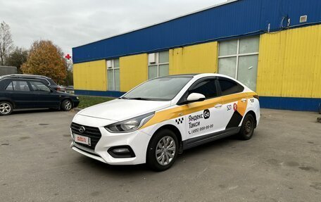 Hyundai Solaris II рестайлинг, 2018 год, 950 000 рублей, 3 фотография