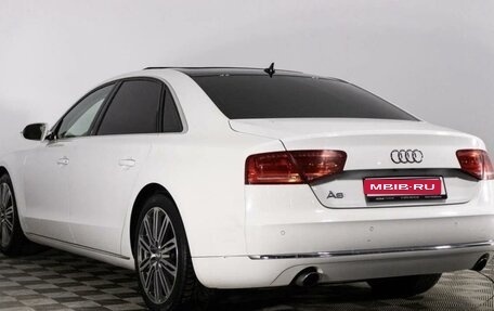 Audi A8, 2011 год, 2 000 000 рублей, 6 фотография