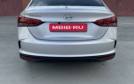 Hyundai Solaris II рестайлинг, 2021 год, 1 750 000 рублей, 6 фотография