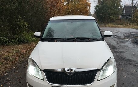 Skoda Fabia II, 2011 год, 510 000 рублей, 2 фотография