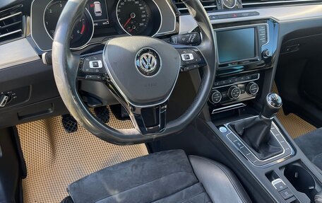 Volkswagen Passat B8 рестайлинг, 2015 год, 1 800 000 рублей, 6 фотография