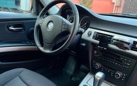 BMW 3 серия, 2011 год, 1 350 000 рублей, 10 фотография