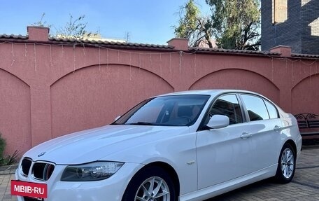 BMW 3 серия, 2011 год, 1 350 000 рублей, 4 фотография