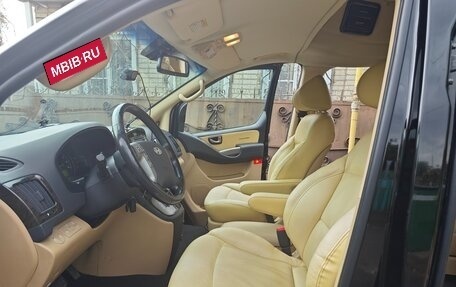 Hyundai Grand Starex Grand Starex I рестайлинг 2, 2015 год, 3 500 000 рублей, 17 фотография