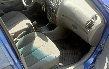 Hyundai Accent II, 2003 год, 400 000 рублей, 2 фотография