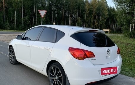 Opel Astra J, 2012 год, 1 150 000 рублей, 4 фотография