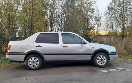 Volkswagen Vento, 1992 год, 155 000 рублей, 4 фотография