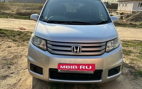 Honda Freed I, 2010 год, 1 150 000 рублей, 2 фотография