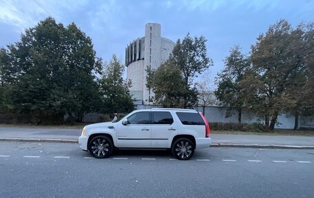 Cadillac Escalade III, 2013 год, 2 800 000 рублей, 8 фотография