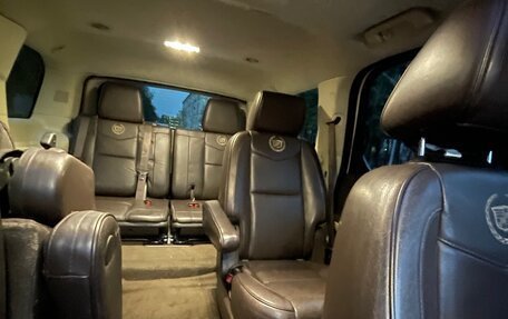 Cadillac Escalade III, 2013 год, 2 800 000 рублей, 18 фотография