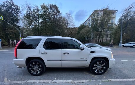 Cadillac Escalade III, 2013 год, 2 800 000 рублей, 10 фотография