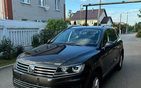 Volkswagen Touareg III, 2015 год, 3 200 000 рублей, 3 фотография