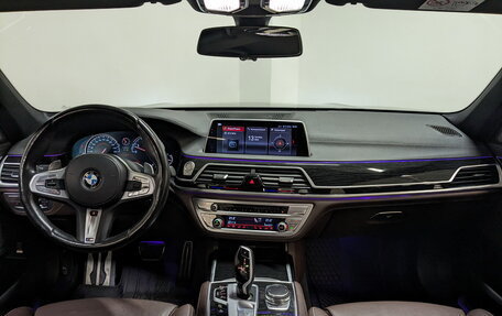 BMW 7 серия, 2018 год, 4 995 000 рублей, 27 фотография