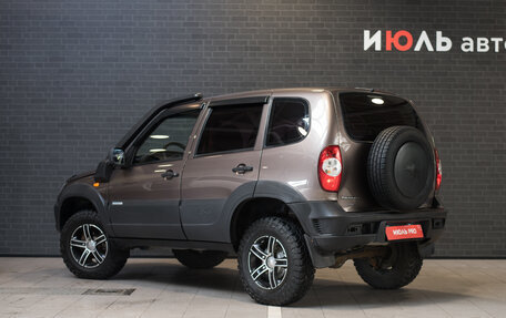 Chevrolet Niva I рестайлинг, 2013 год, 685 000 рублей, 4 фотография