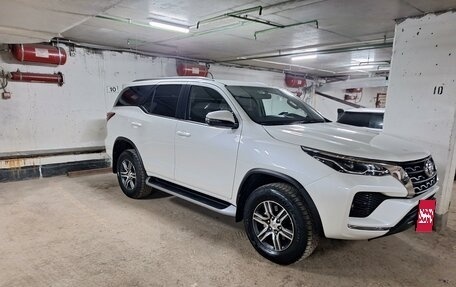 Toyota Fortuner II, 2021 год, 4 200 000 рублей, 2 фотография