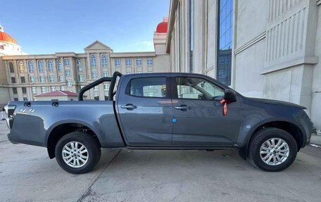 Isuzu D-Max, 2024 год, 3 950 000 рублей, 3 фотография