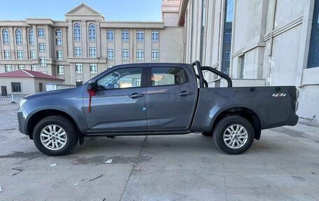 Isuzu D-Max, 2024 год, 3 950 000 рублей, 4 фотография