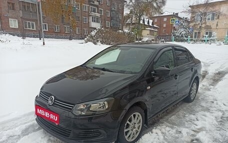 Volkswagen Polo VI (EU Market), 2011 год, 850 000 рублей, 1 фотография