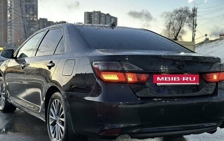 Toyota Camry, 2017 год, 2 550 000 рублей, 3 фотография