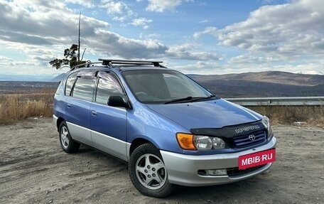 Toyota Ipsum II, 1996 год, 580 000 рублей, 2 фотография