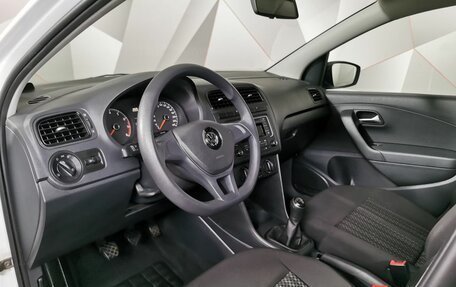 Volkswagen Polo VI (EU Market), 2015 год, 979 000 рублей, 14 фотография