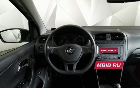 Volkswagen Polo VI (EU Market), 2015 год, 979 000 рублей, 15 фотография