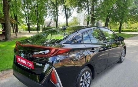 Toyota Prius IV XW50, 2022 год, 2 500 174 рублей, 7 фотография