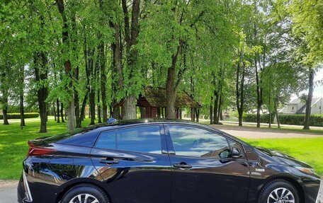 Toyota Prius IV XW50, 2022 год, 2 500 174 рублей, 8 фотография