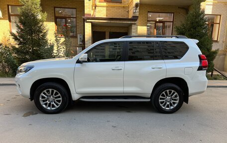 Toyota Land Cruiser Prado 150 рестайлинг 2, 2018 год, 5 790 000 рублей, 6 фотография