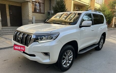 Toyota Land Cruiser Prado 150 рестайлинг 2, 2018 год, 5 790 000 рублей, 10 фотография