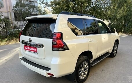 Toyota Land Cruiser Prado 150 рестайлинг 2, 2018 год, 5 790 000 рублей, 5 фотография