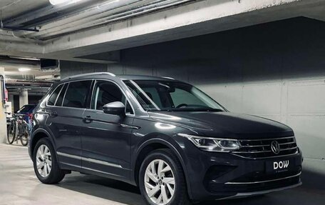 Volkswagen Tiguan II, 2021 год, 3 070 333 рублей, 3 фотография