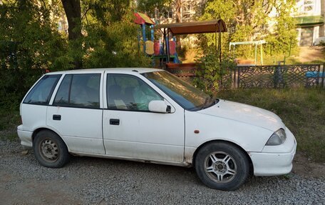 Suzuki Cultus III рестайлинг, 1997 год, 100 000 рублей, 3 фотография