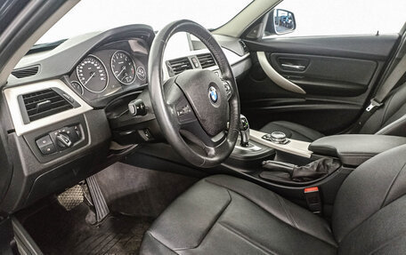 BMW 3 серия, 2014 год, 1 775 000 рублей, 16 фотография