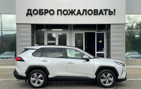 Toyota RAV4, 2019 год, 3 118 000 рублей, 4 фотография