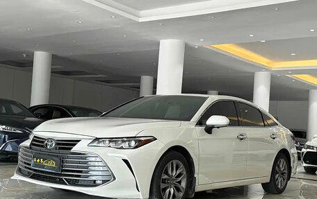 Toyota Avalon, 2021 год, 2 800 000 рублей, 3 фотография