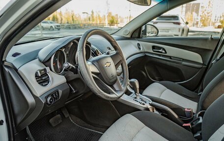 Chevrolet Cruze II, 2013 год, 970 000 рублей, 9 фотография