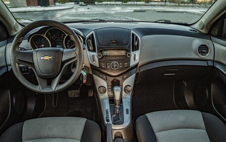 Chevrolet Cruze II, 2013 год, 970 000 рублей, 12 фотография