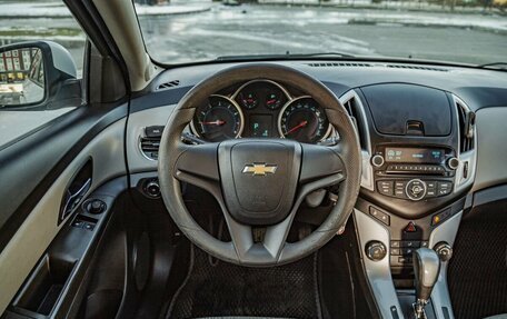 Chevrolet Cruze II, 2013 год, 970 000 рублей, 10 фотография