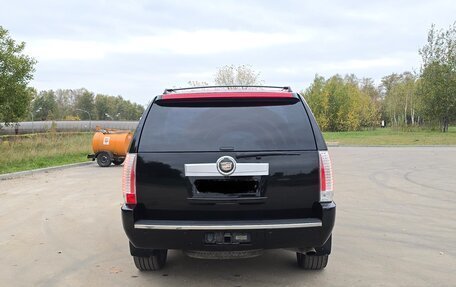 Cadillac Escalade III, 2008 год, 1 765 000 рублей, 8 фотография