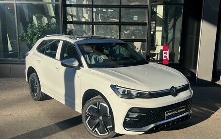 Volkswagen Tiguan, 2024 год, 5 650 000 рублей, 3 фотография