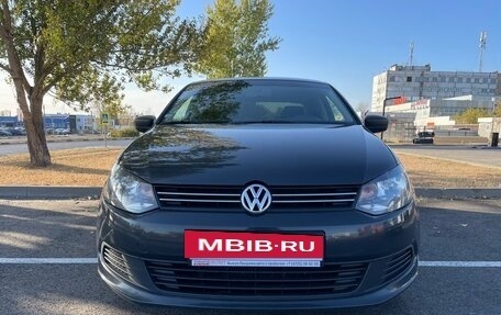 Volkswagen Polo VI (EU Market), 2011 год, 809 900 рублей, 2 фотография