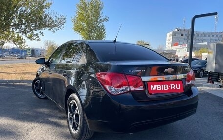 Chevrolet Cruze II, 2012 год, 849 900 рублей, 8 фотография