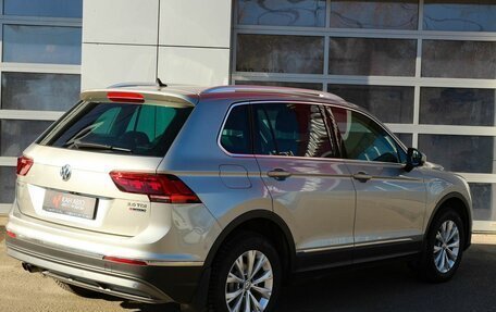 Volkswagen Tiguan II, 2017 год, 3 050 000 рублей, 2 фотография